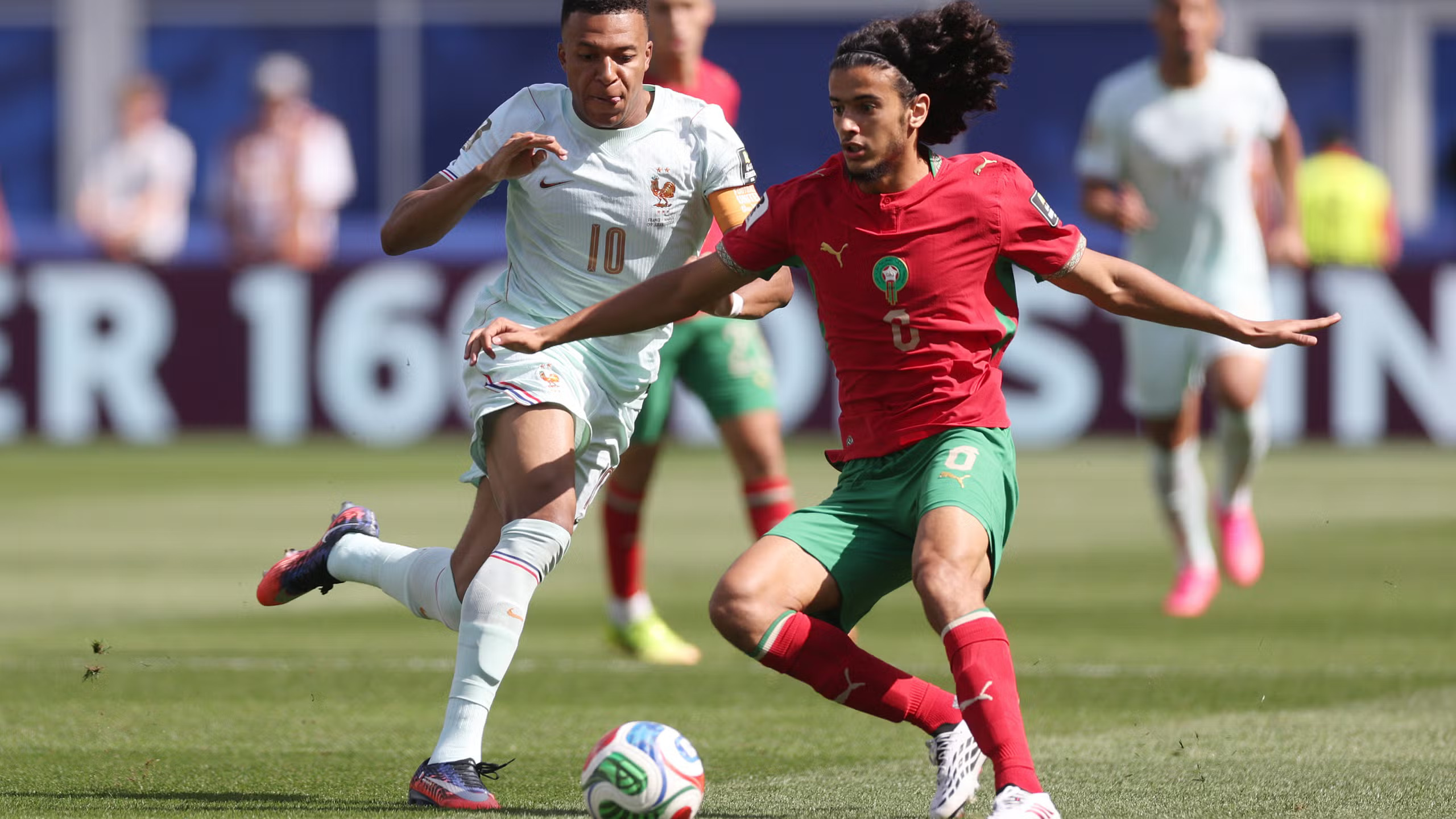 France Beat Morocco 2-0 to Reach World Cup Semi-Finals